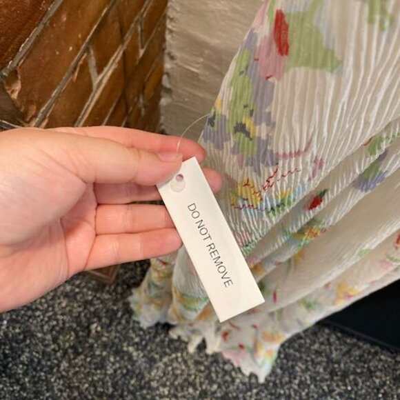 Abby Maxi Dress - Picture 11 of 13